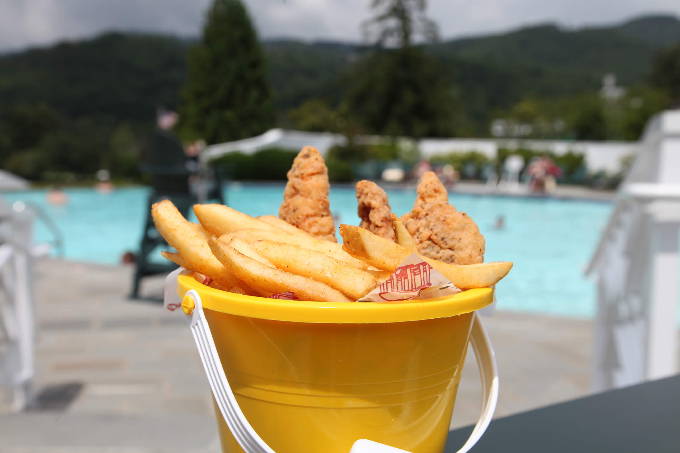 basket-of-chicken-at-pool