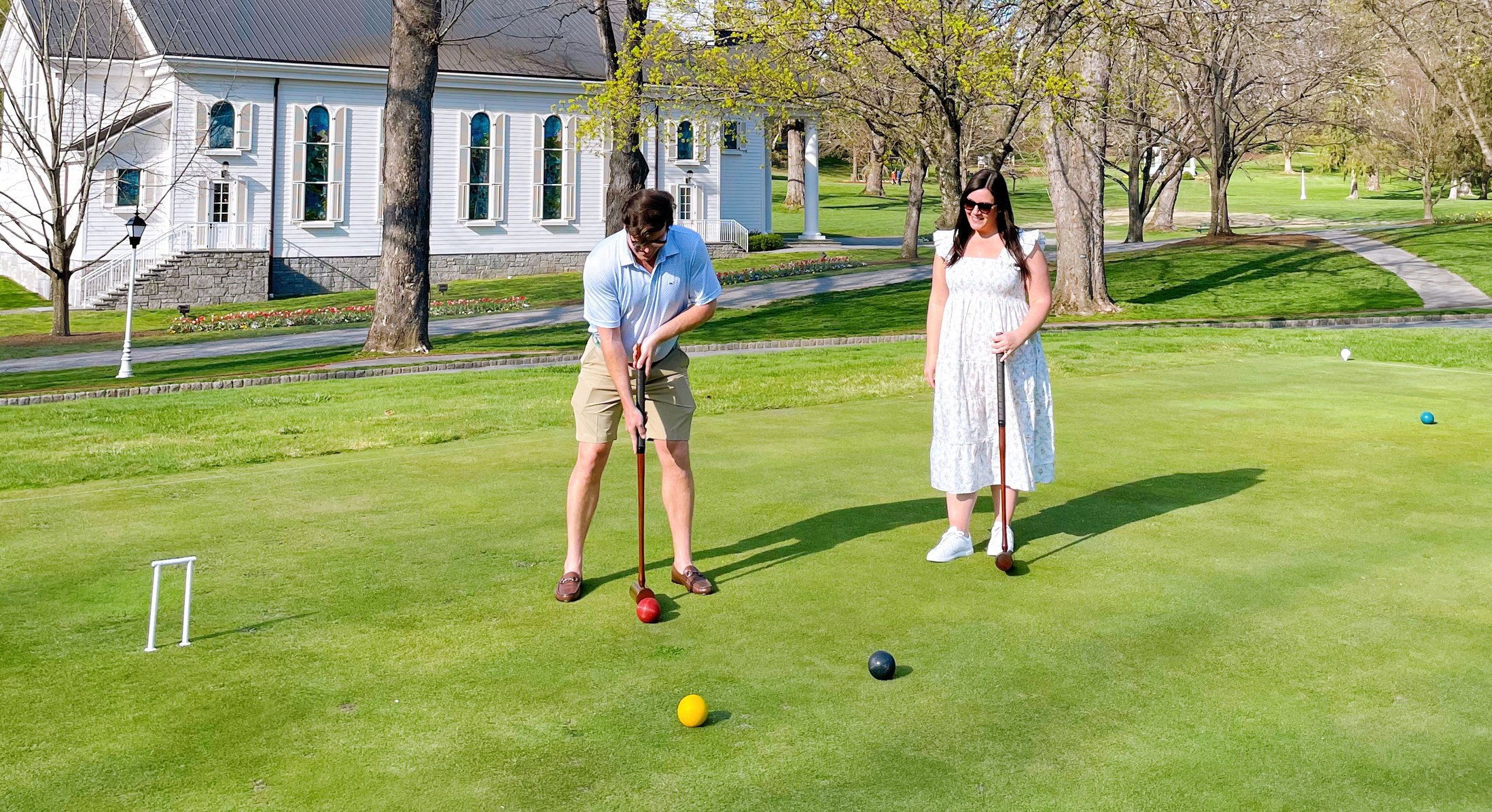 greenbrier-croquet-couple