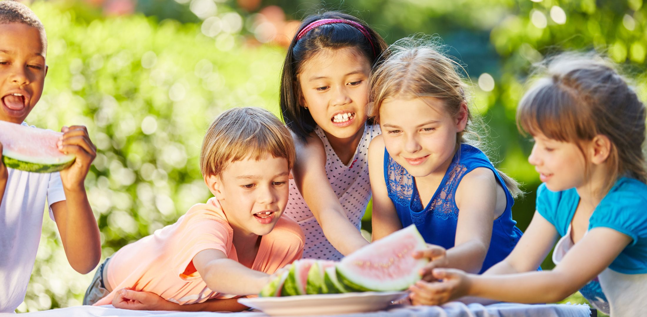 Kids Eating